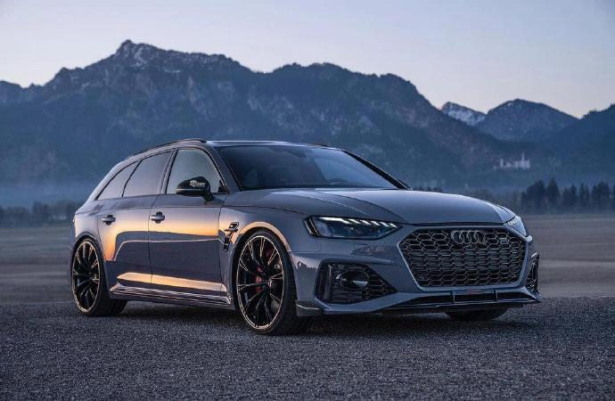 🚘奥迪S4 Avant外观方面，奥迪S4 Avant将时尚、潮流的设计元素融入