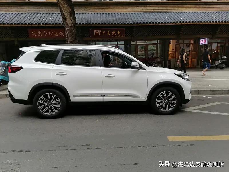 唠唠奇瑞SUV怎么选：家用代步别瞎买，这几款最接地气
 
最近身边好多朋友问我，