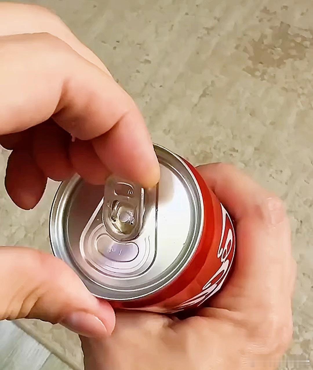 千万不要喝隔夜饮料为什么早上开的饮料晚上可以喝，晚上开了饮料到第二天早上就不能喝