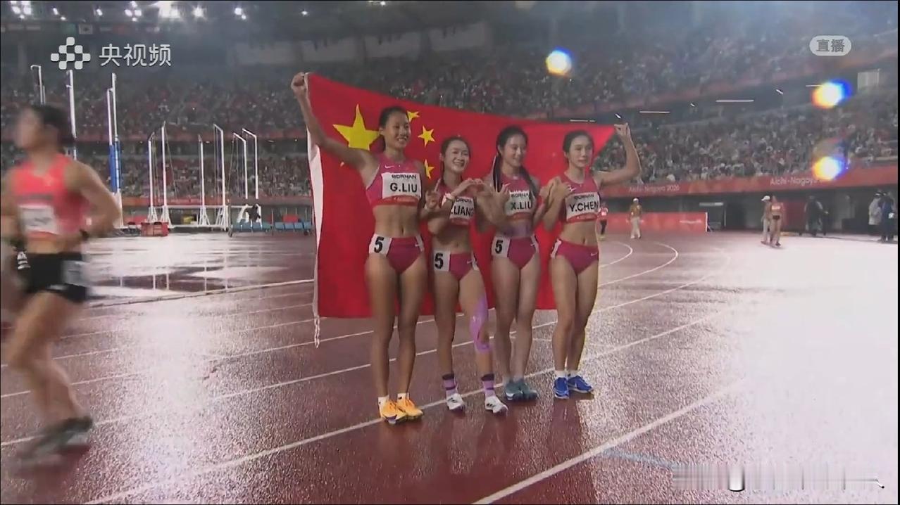 没有最快的个人，只有最快的团队，中国田径男女4×100米接力队在亚运会双双夺冠，