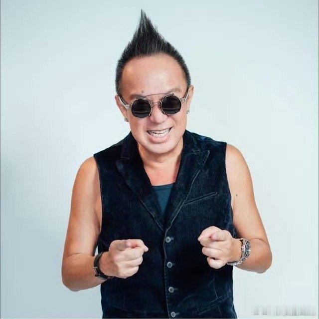黄大炜代表作黄大炜的代表作 黄大炜的代表作 好多啊，太可惜了黄大炜去世