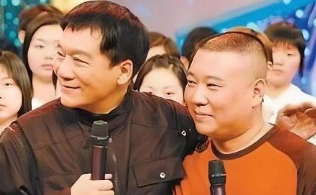 相声起源于旧社会的底层，它的师徒关系有一定的剥削性，而拜师仪式的“引保代”既是对