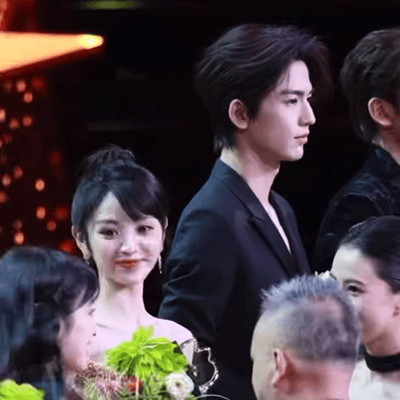 虽然大家都在嘲，张凌赫和田曦薇的合作感觉应该还是养眼的吧 ​​​