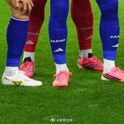 6月30日凌晨，日本队将挑战巴西队。在发布会上，19岁的巴西前锋遇到了一个小尴尬