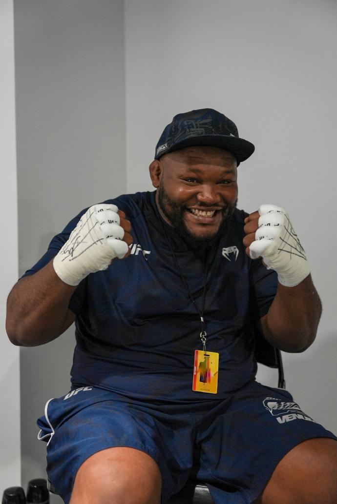 打比赛嘛，要开心才行！