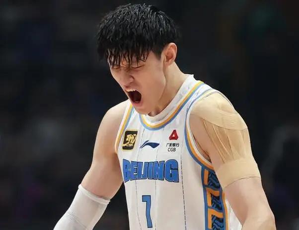 别被31分吓到了！广东这场哪是输给北京啊，分明是输给自己“躺赢”的幻觉。八连胜听