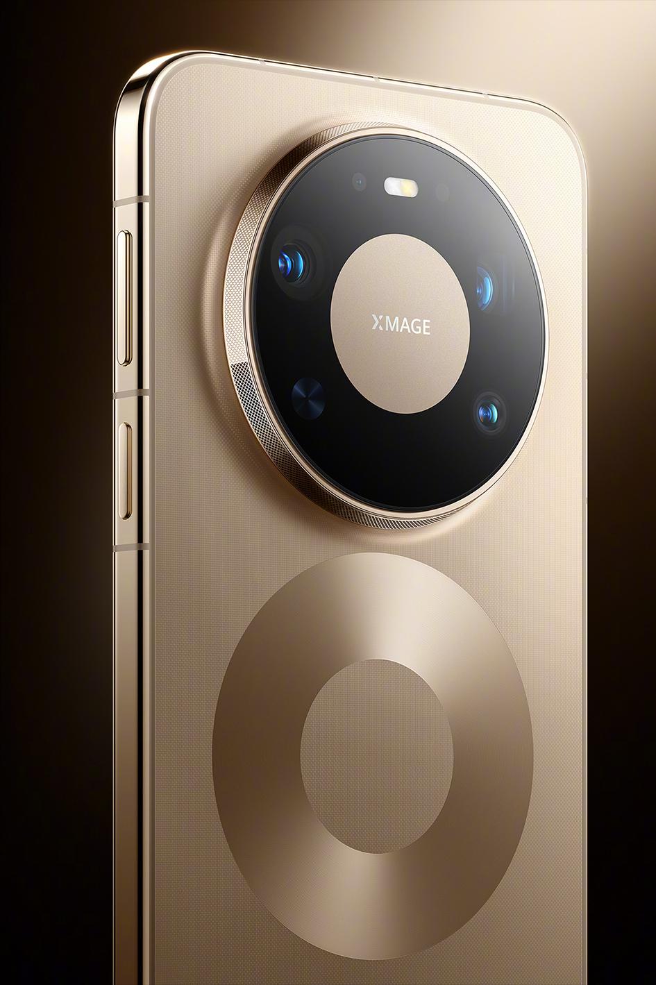 华为Mate 80 Pro Max 新版本亮相，命名风驰版。仔细看可以发现，新款