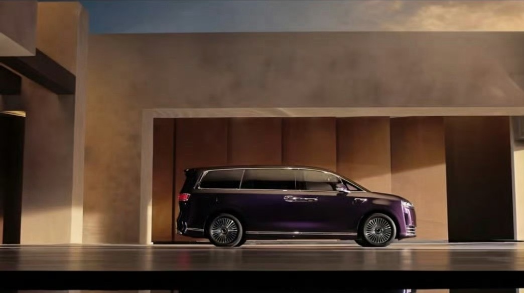 救命！今天被车圈的一条新闻刷屏了，就是那位新能源圈的大佬说的，全新旗舰MPV三年