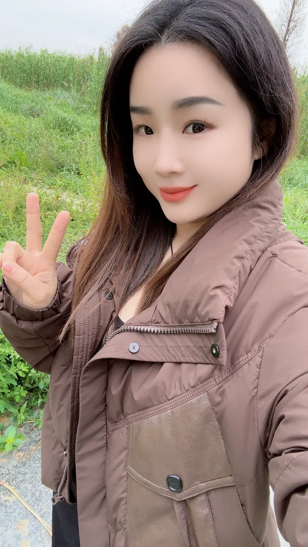 怎么会不累呢？一个女人没有靠山，没有避风港，没有精神支柱，没有可以听你...