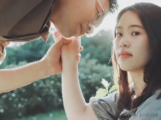 夫妻吵架合不来咋整?1. 吵架赢了道理，输了感情，得不偿失
​
2. 好夫妻，都