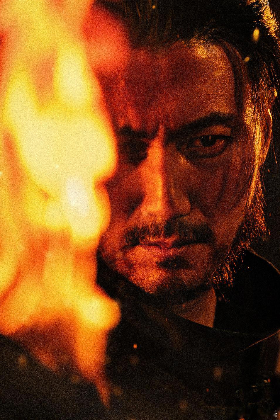 谢霆锋主演电影票房破40亿 华语动作片离不开谢霆锋，40亿票房是认可也是新起点，