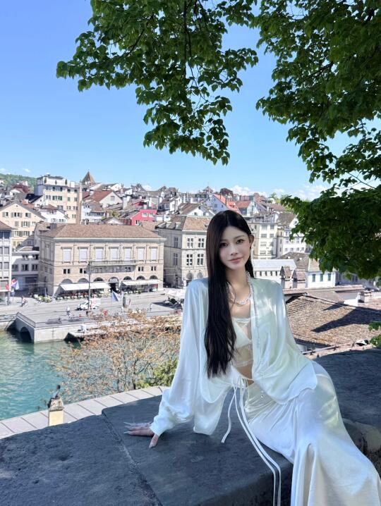 Zürich🦢 晴天的瑞士好美