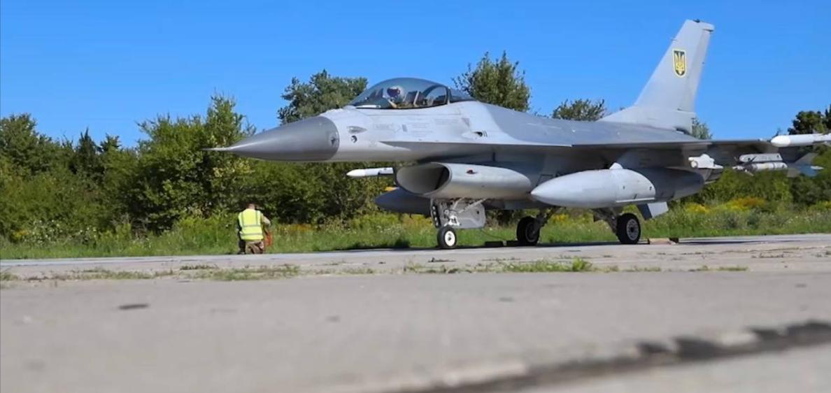 俄军导弹爆炸，“击落”了乌克兰空军F-16战斗机？“乌克兰当局目前仍然无法准确给