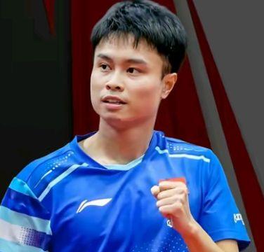 周启豪是暂时离开国家队一线阵容，而非永久退出国家队。

具体情况如下:

离开原