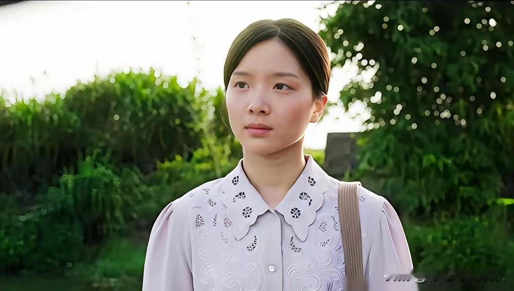 南枝带着养子回国去找过淑柔，隔着溪水听见淑柔小儿子结婚的喜事，实在不忍心把木生的