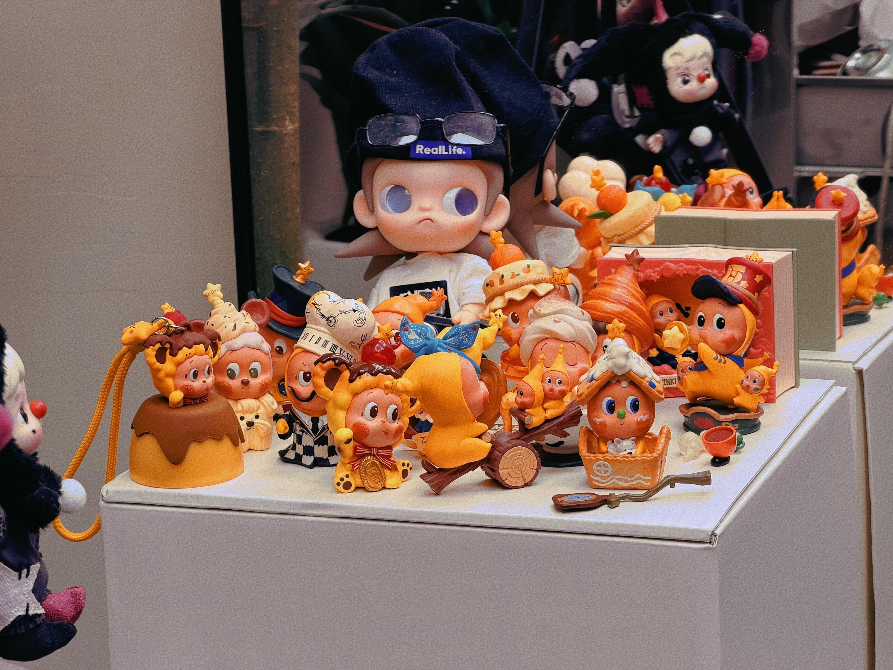 把日子过成喜欢的样子： 是客厅里晒着暖阳的小熊，是窗边角度刚好的电脑...