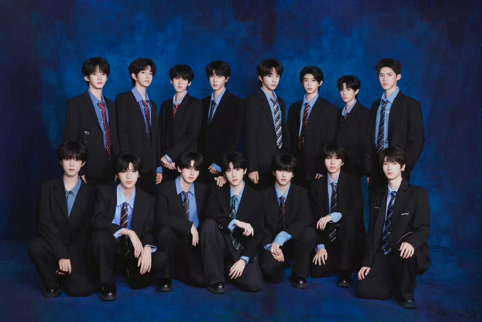 TF四代公式照新图TF四代合体公式照 TF四代合体公式照，还有新图 