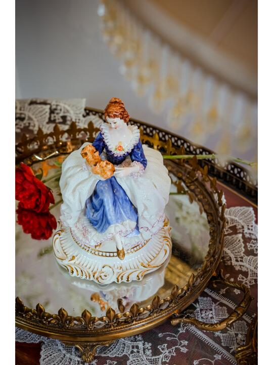 蕾丝瓷偶真的好漂亮呀！