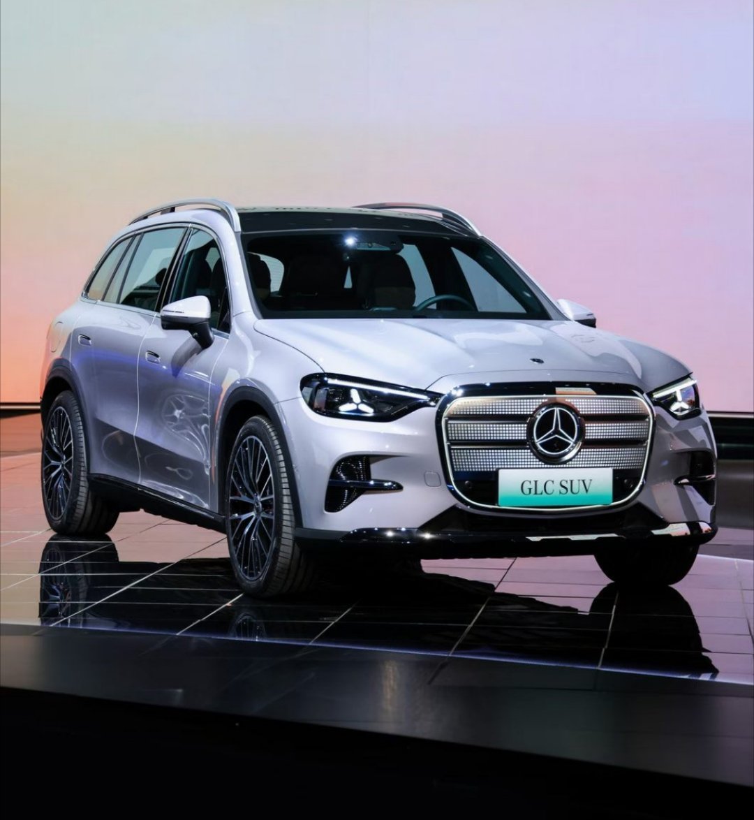 2026北京车展 上的纯电GLC越看越顺眼这个图拍的比例很好，姿态很协调～有没有