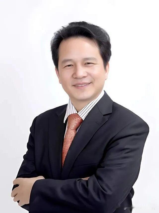 魅力教育创始人，魅力教育集团总校长，北京市特级教师，正高级教师，北师大兼职教授，