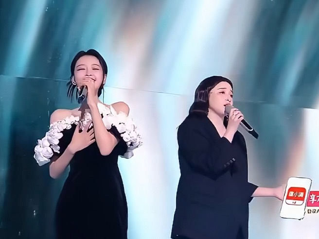 阚清子团比孙怡团票数高虽然两个姐姐都很优秀，但阚清子团票数居然比孙怡团的高，有点