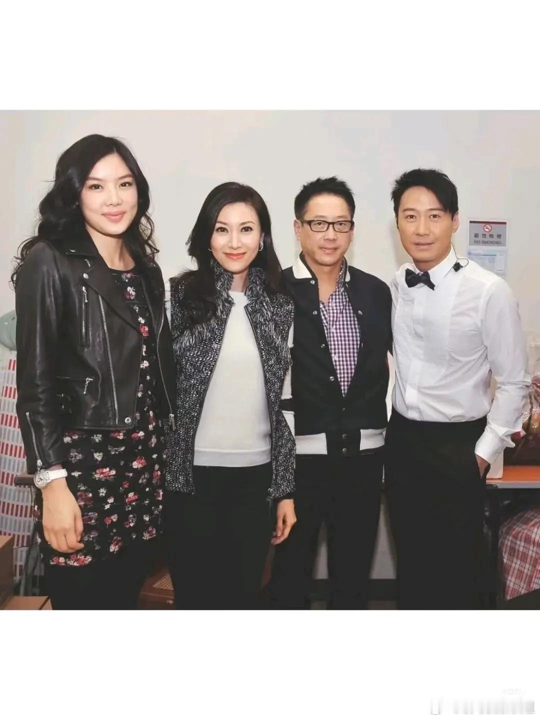 原来乐基儿这么大只，李嘉欣这么小只[允悲] 