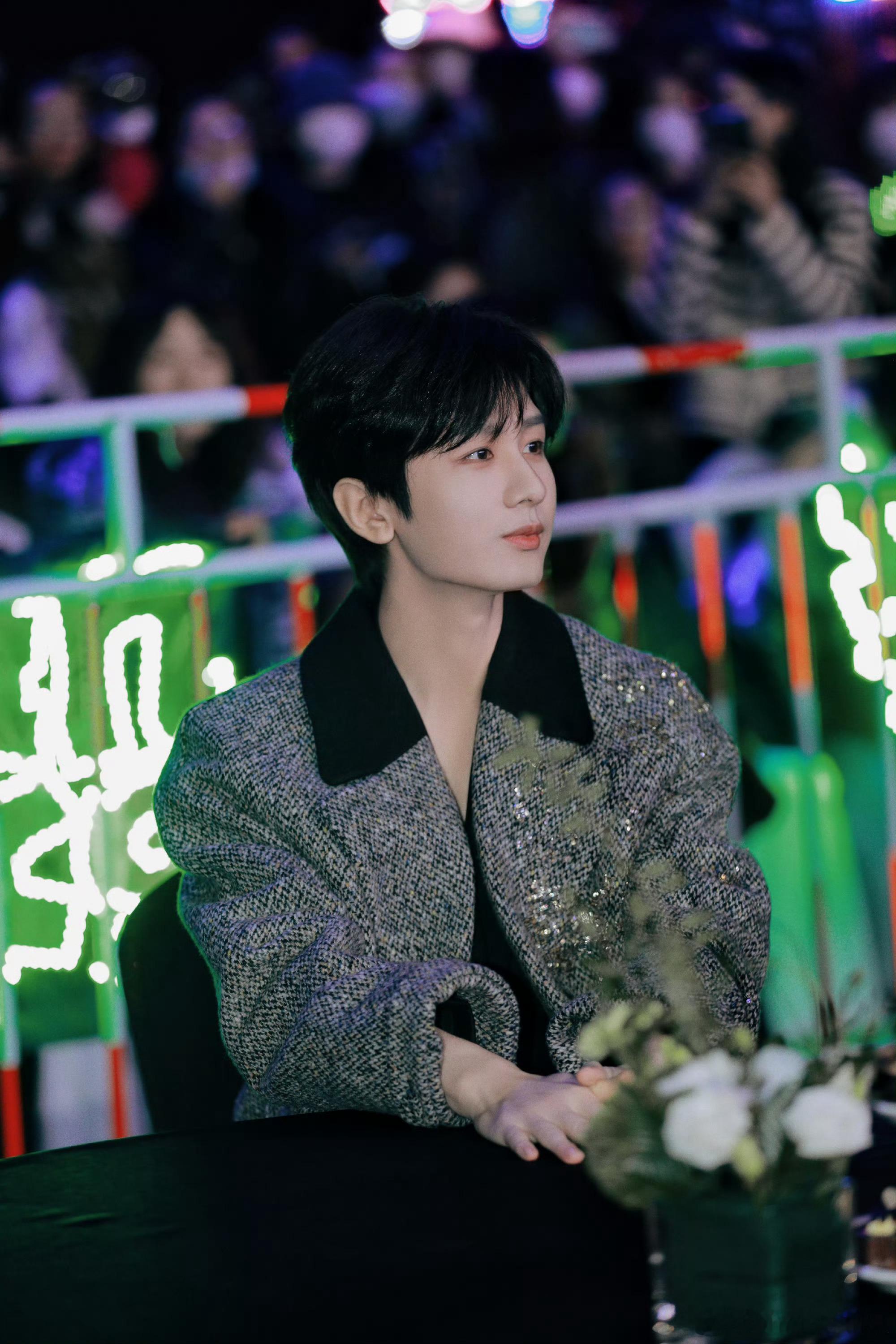 成毅两京十五日cy成毅朱瞻基成毅从来都没有辜负演员这个称呼，从古装仙侠到现代题材