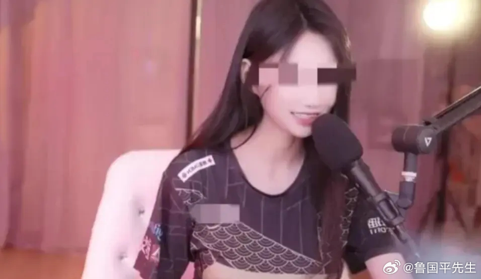 男子向女主播打赏10万元，随后便将女主播约到线下见面。见面之后男子提出发生关系的