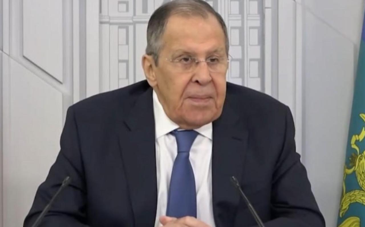 拉夫罗夫：冯德莱恩与吕特一直在千方百计破坏安克雷奇精神。

俄外长拉夫罗夫称，“