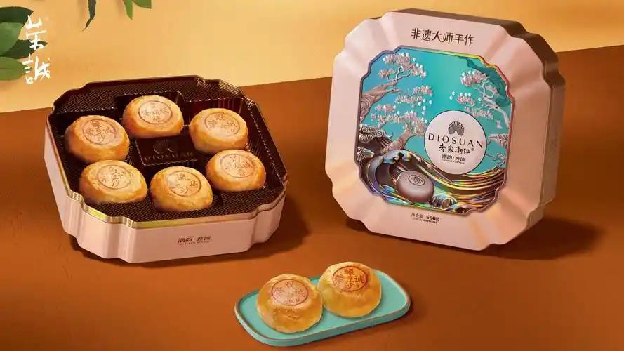 为什么月饼卖那么贵?
感觉月饼本身成本不高
买的贵主要就是节日和噱头
现在的月饼