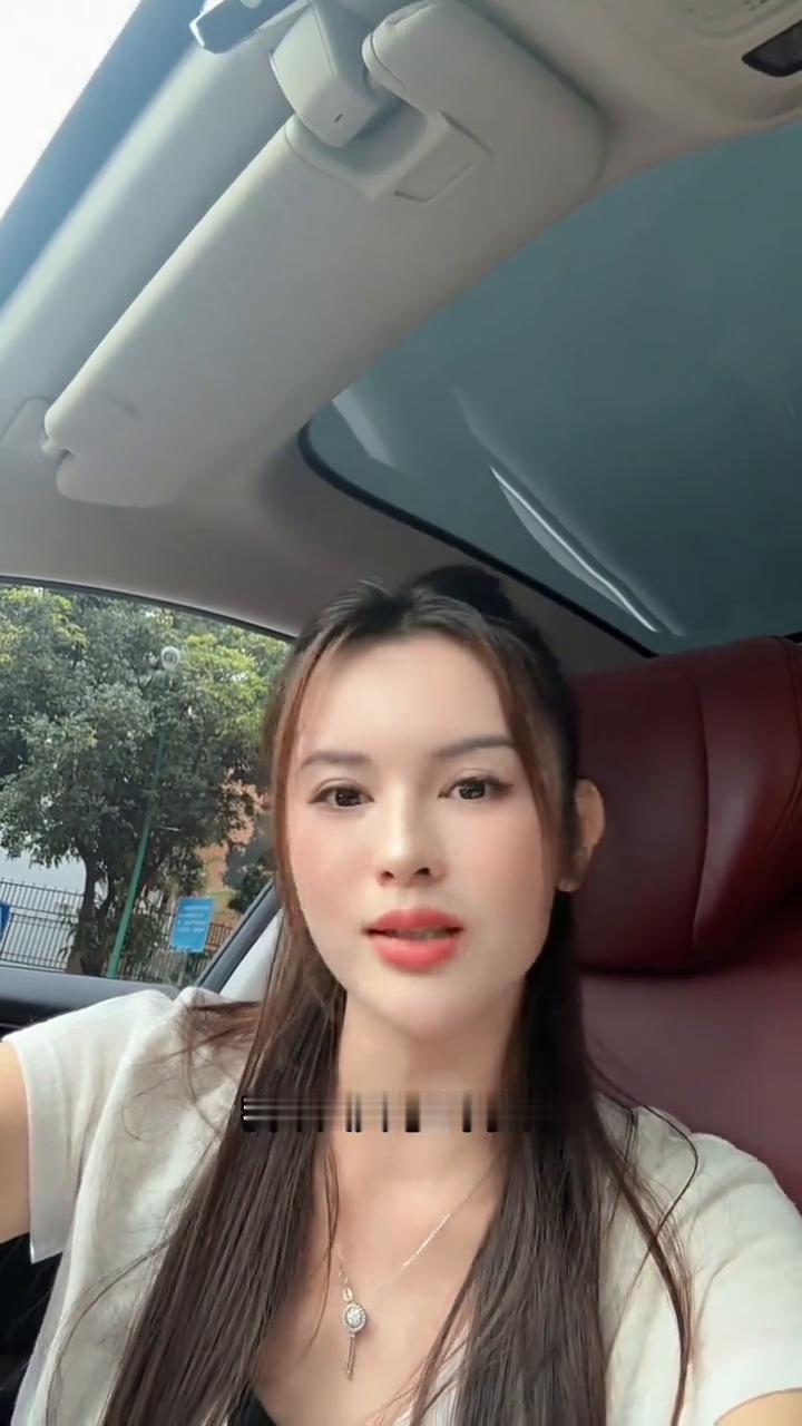 今天真的是神操作，唯一能救我的光在绿的时候被我卖了，而且我手里也没有植物人来救我