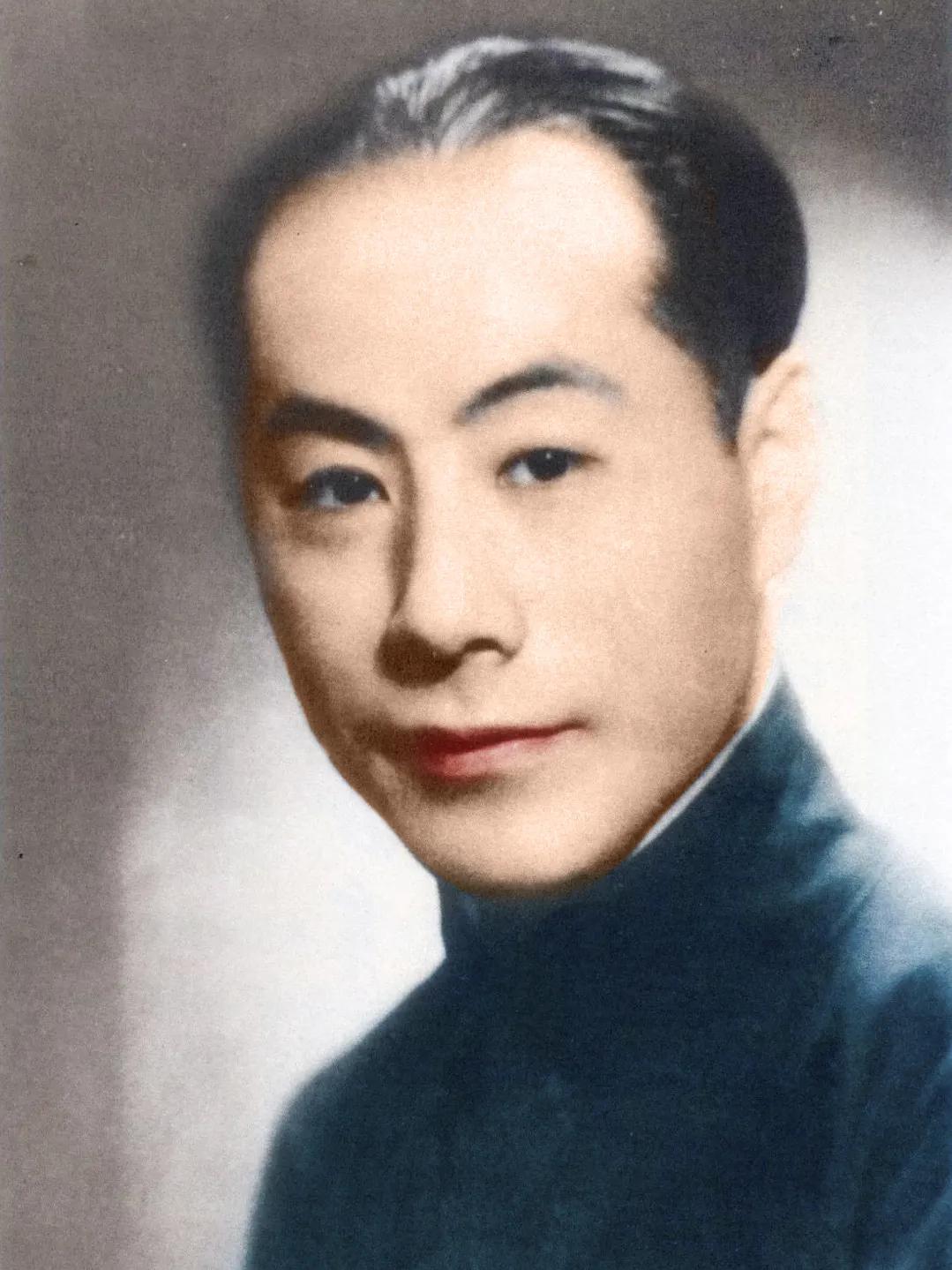 他一个人捐赠118件国宝，晚年和妻子住10平米租房
他是民国四公子，比肩张学良。