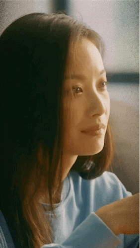 倪妮的每一帧都值得分享，一个人怎么可以连吃饭都这么美！