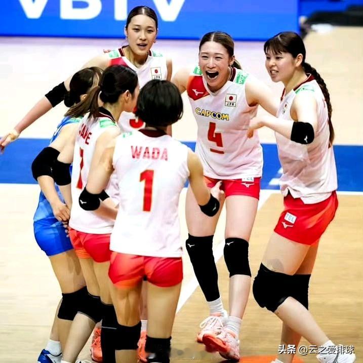 放心了，日本女排（亚锦赛）不足为惧！
看了日巴之战，日本就纯靠3边攻砸，没啥副攻