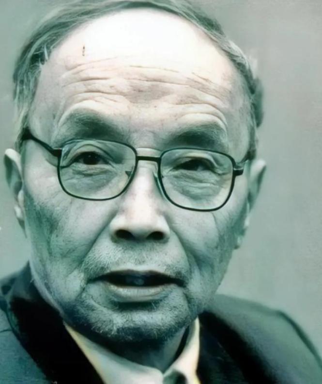 1951年，渣滓洞看守黄茂才被判处死刑，执行枪决时他却突然大声喊：“我帮助过江姐