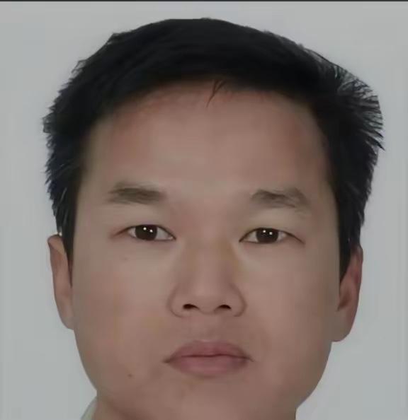 2019年，为母复仇的张扣扣在执行死刑当天，望着痛苦的父亲，只是简单道出五个字，