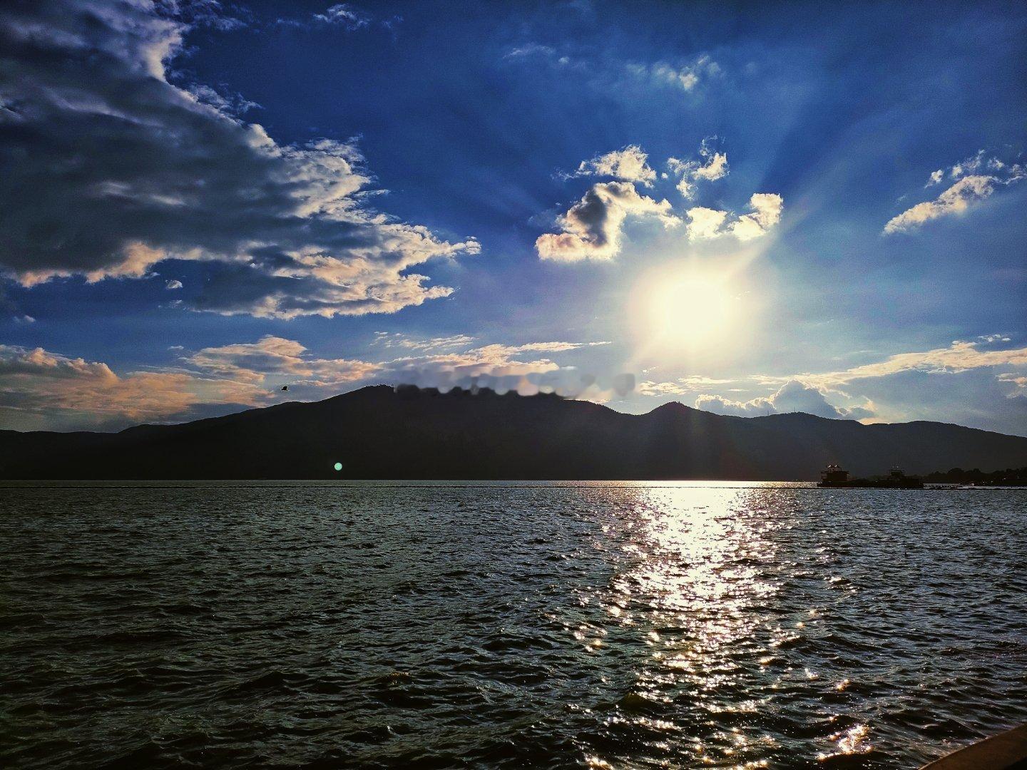 今日大盘集体跳水，多数人吃面亏钱飞哥精准拿捏机器人主线，逆势走出独立行情稳稳躺赢