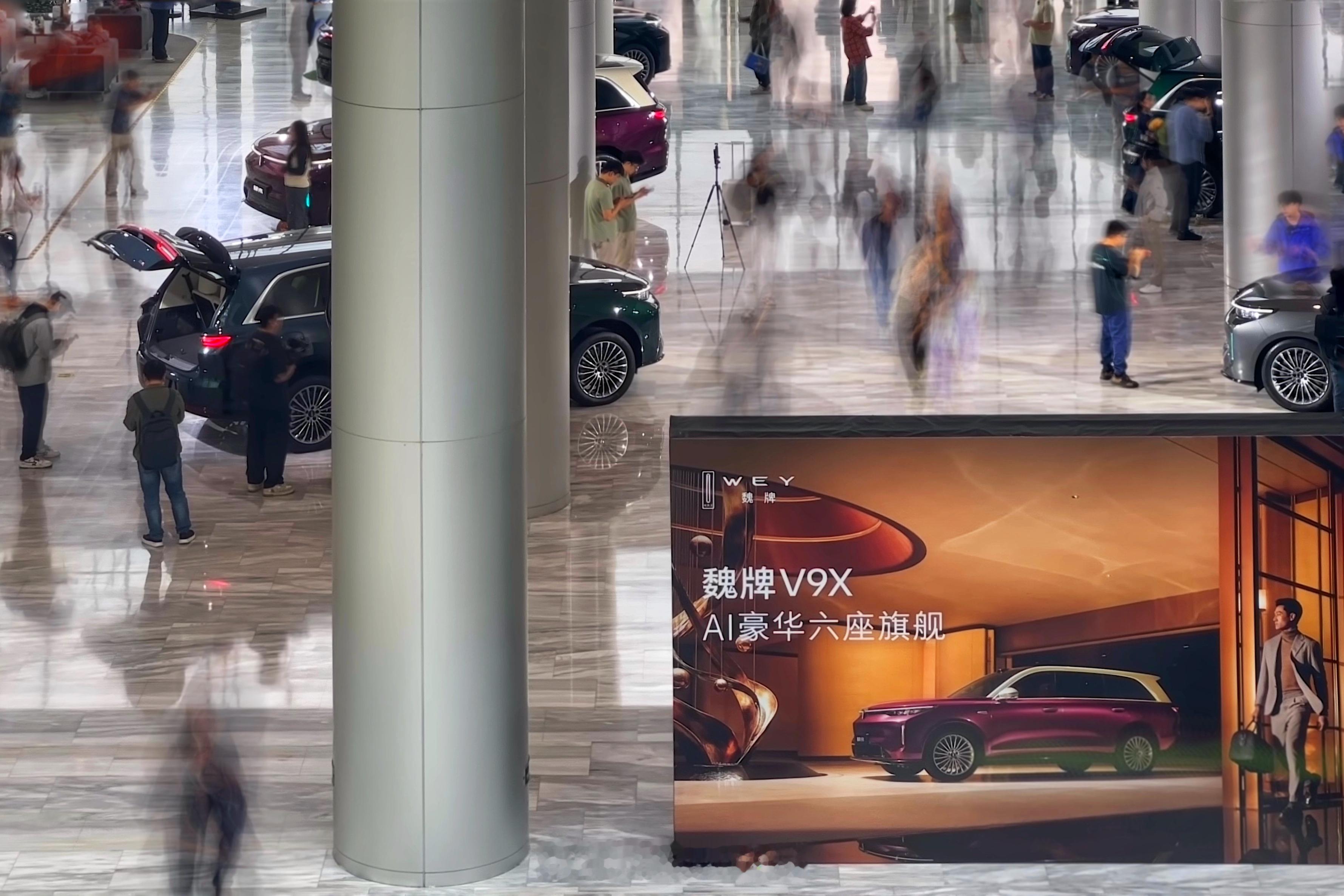 基于归元平台首个高端技术序列"归元S"打造的V9X今晚公布预售价，人来的不少啊百