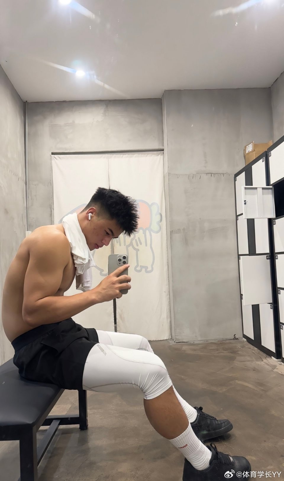 小鲜肉类型看不够吧体育生 ​​​
