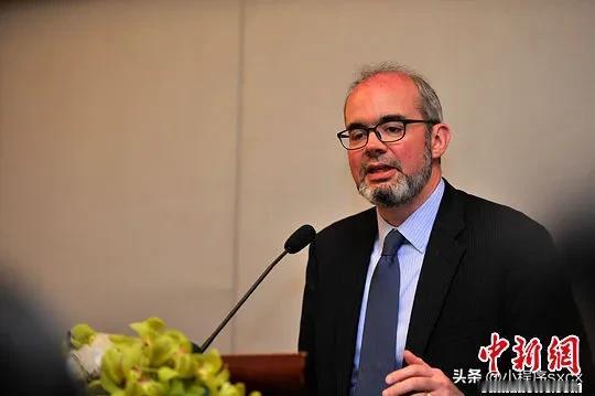 最近“特朗普”及其内阁几个大臣[灵光一闪]，相对老实多了，[机智]可是派驻“TW