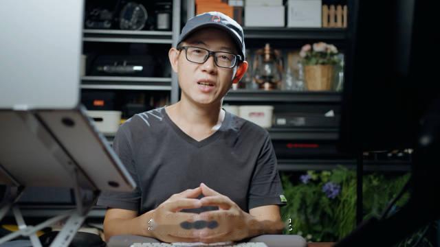 假期出游给女友拍照技巧 直男“保命”指南

情侣出游经常遇见女生对男友拍的照片不满意，拍照哪些点得小