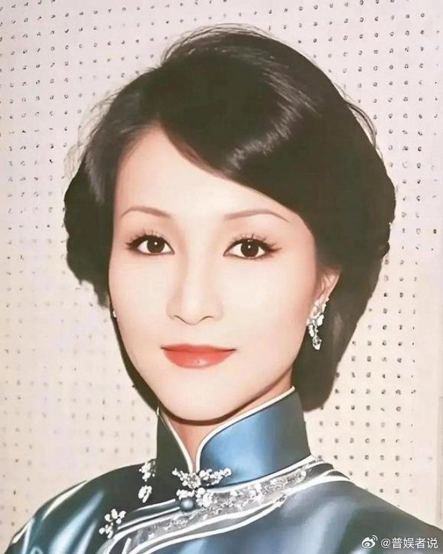 狄波拉这辈子最硬气的事，不是港姐夺冠，而是1995年离婚时，谢贤一句话：孩子归我