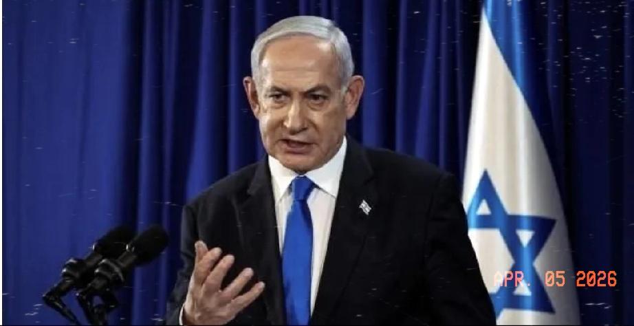 “以色列这步棋走得太蠢了 —— 为了配合美军捞飞行员，主动宣布暂停对伊打击，本以