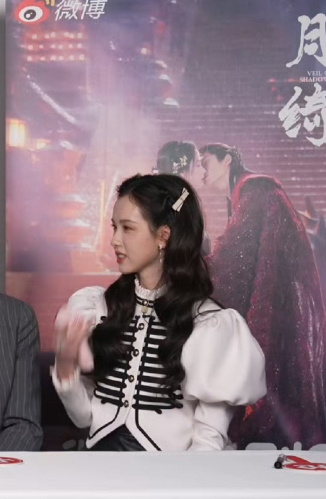 陈都灵33秒怼脸生视频夯爆了 这张脸就是很伟大啊，嘟嘟你美