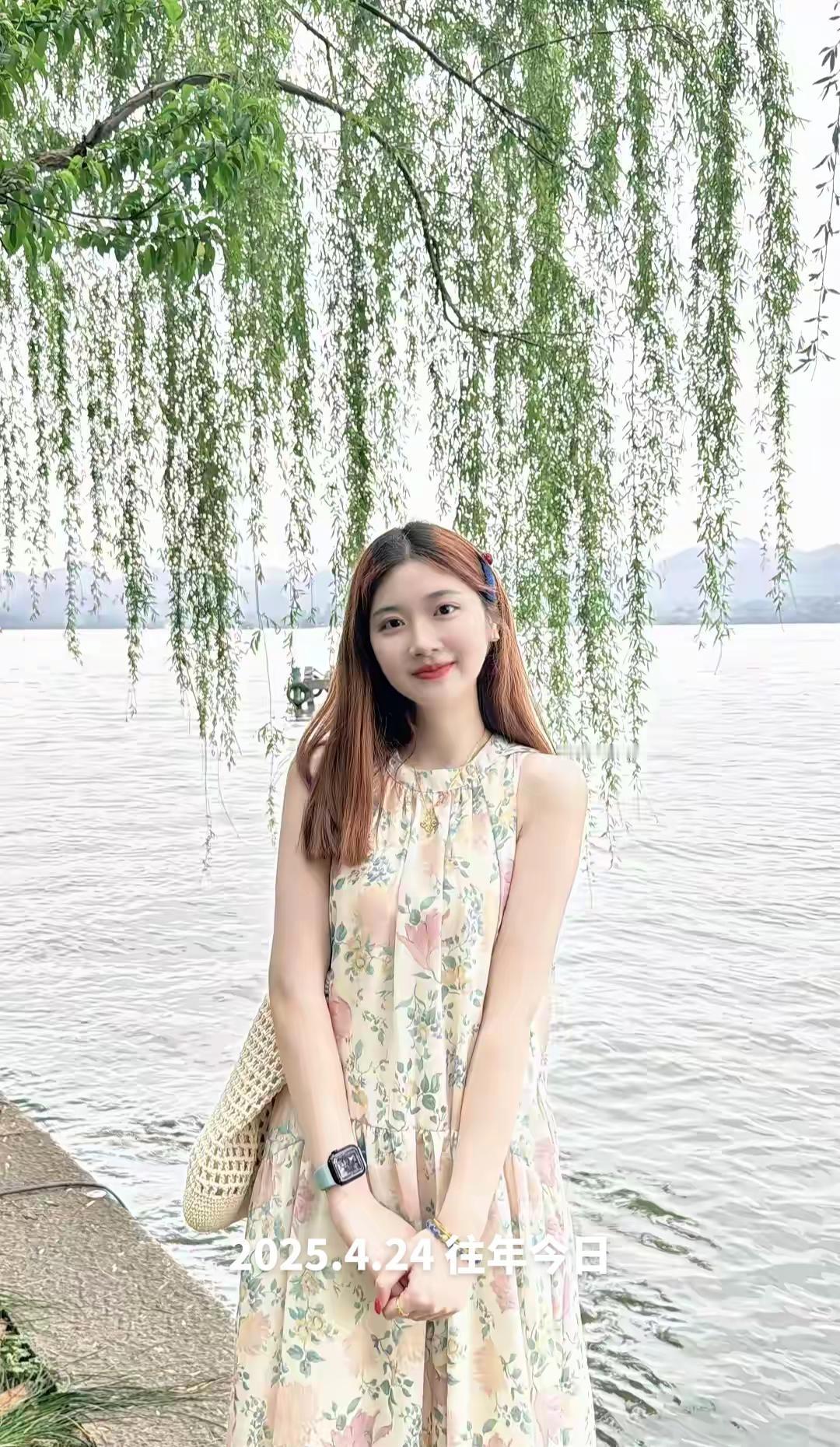 无法拒绝温柔感小裙子 超出片的度假风穿搭 少女感夏日ootd