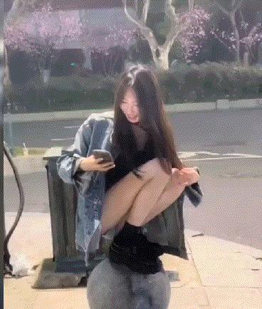 男朋友:千防万防，没防到她用这一招换手机啊！