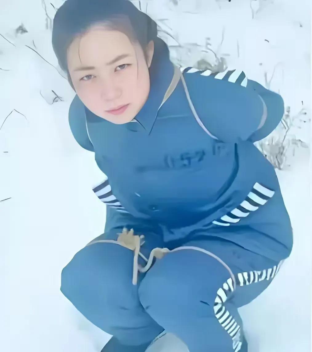 1991年，19岁的沈阳姑娘被押赴刑场。谁料，行刑前却要求验明她的清白之身。之后