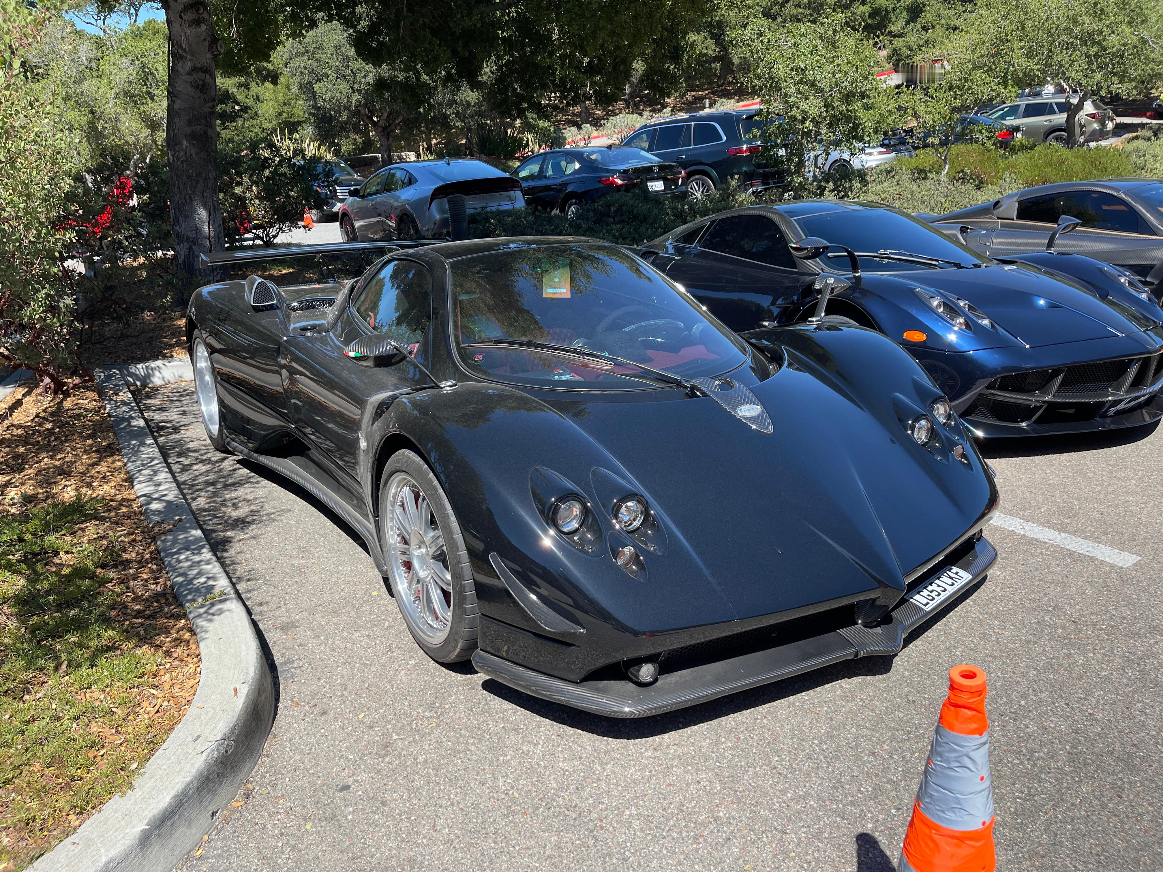 很多朋友不会相信，这是一辆One-off Zonda，有着独立命名，76032 