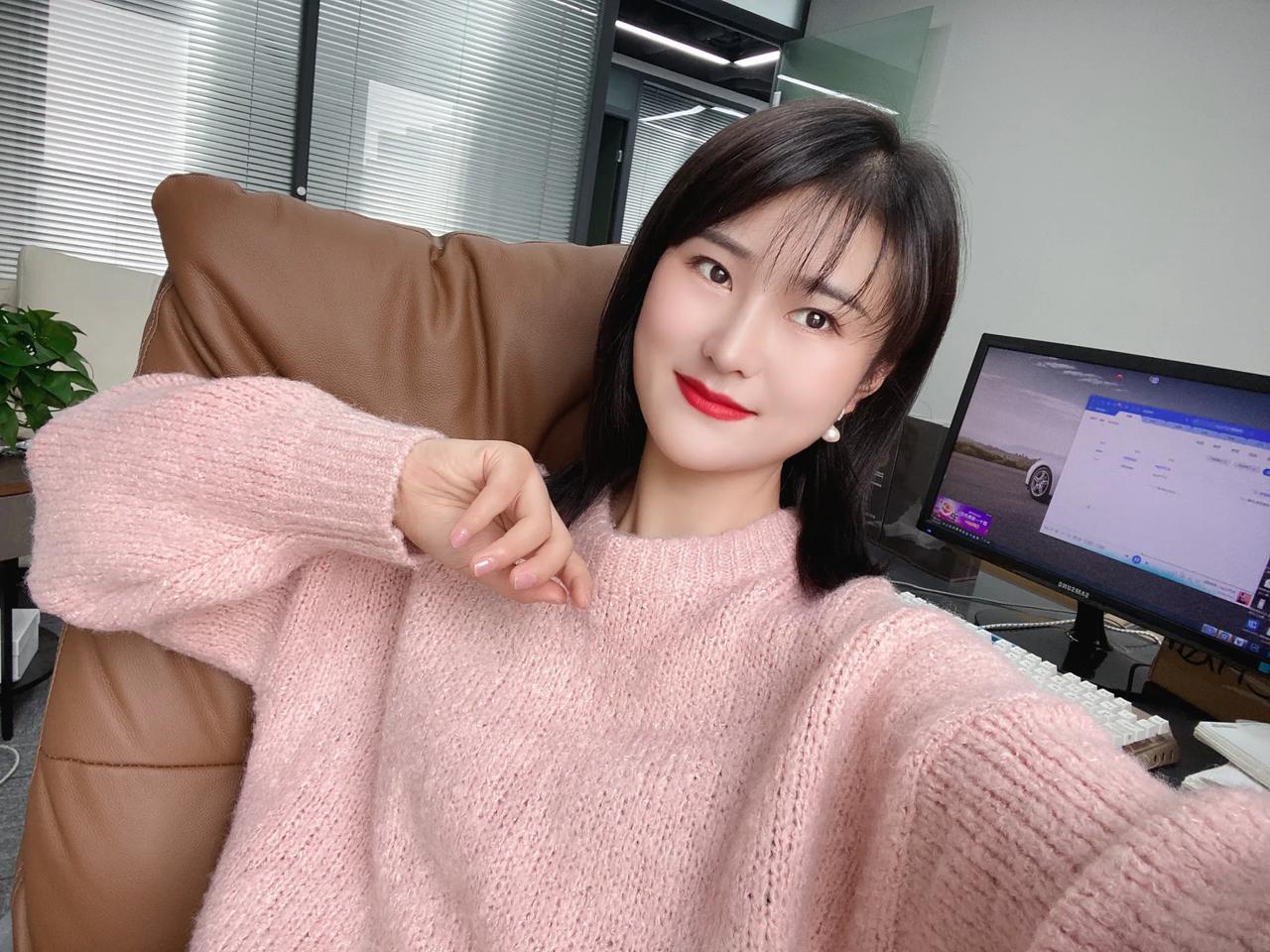 人与人之间，
开始让人舒服的一定是言语，
后来让人舒服的一定是人品。

人生不全