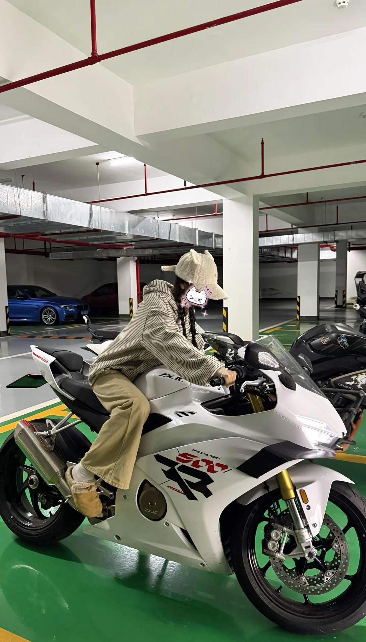 不用打包了 我已经自己装起来了 张雪机车